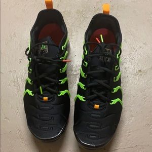 Vapor Max Buy Them Bought Them For 200$ .